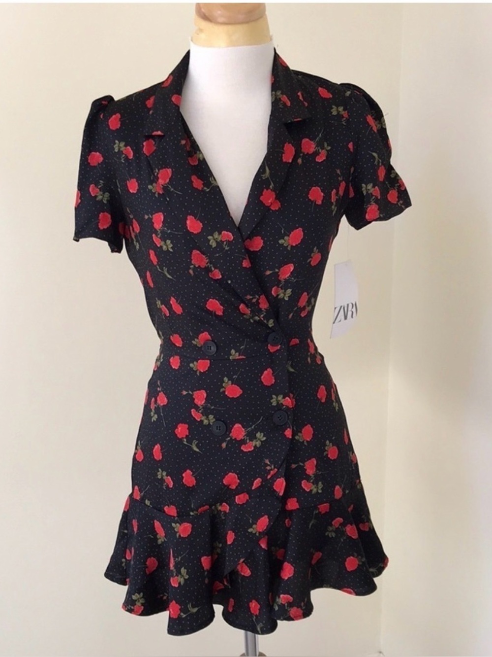 NWT! ZARA Size XL black floral wrap ruffled romper